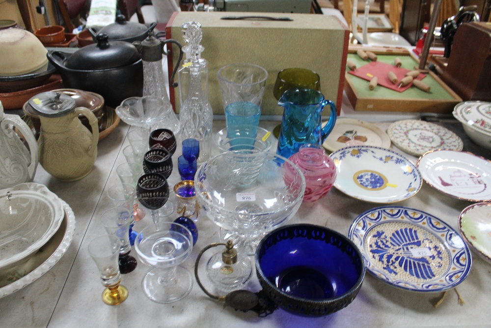 A quantity of various glassware to include decante