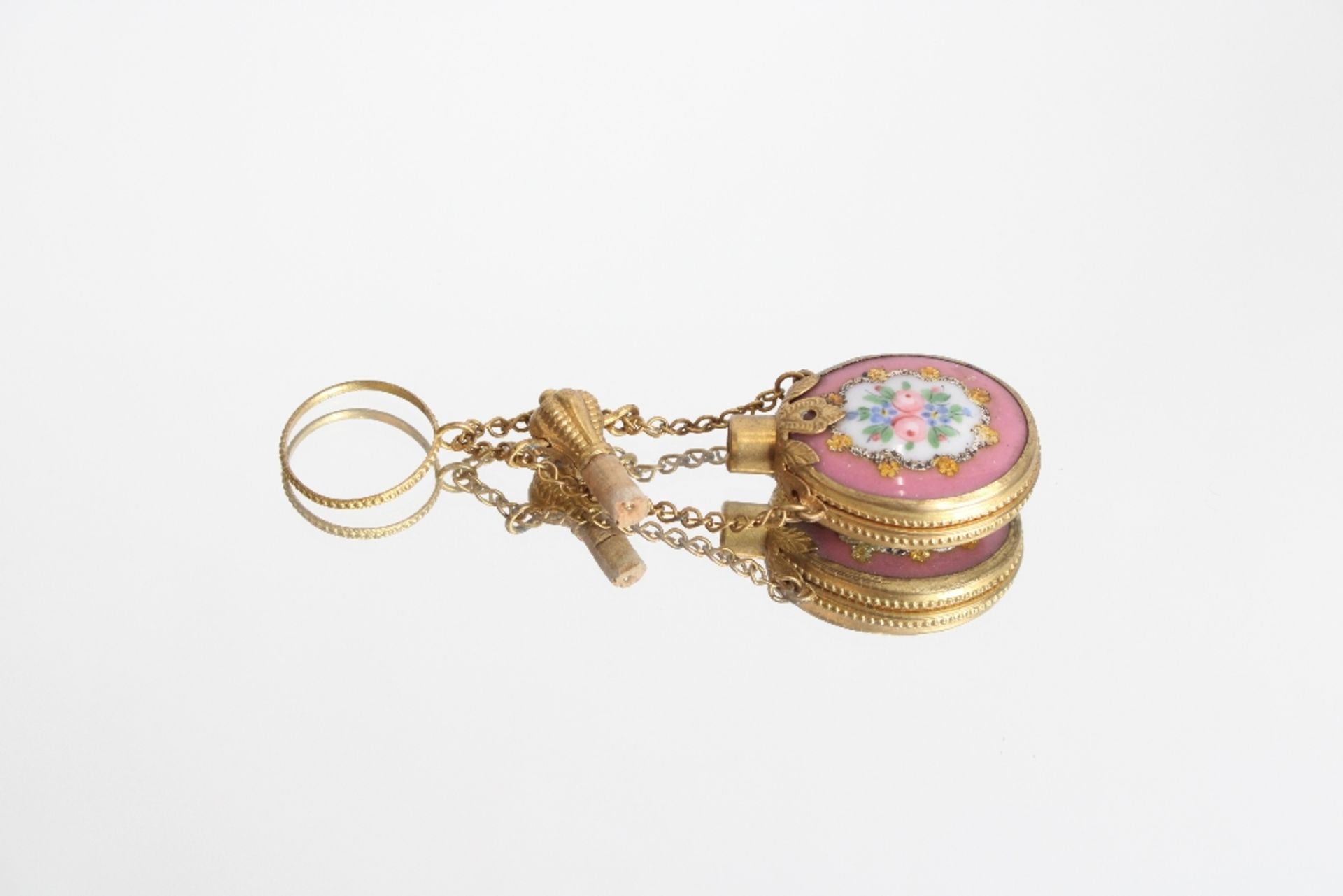 A small pink porcelain scent bottle, having gilded - Image 2 of 2