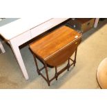 A mahogany Sutherland drop leaf tea table