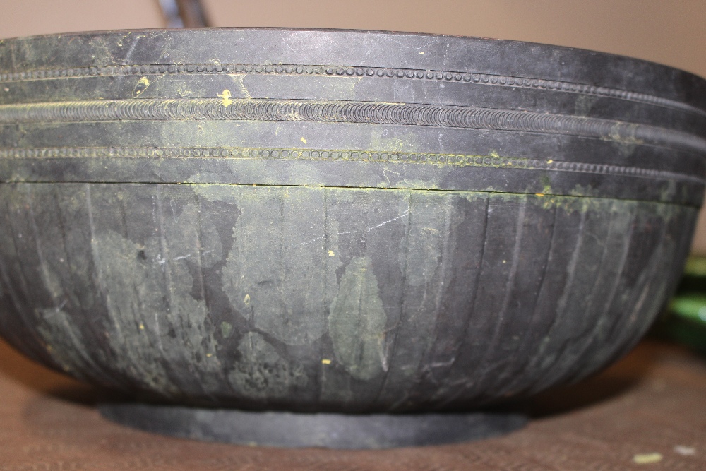 A large Wedgwood black basalt bowl - Image 3 of 4