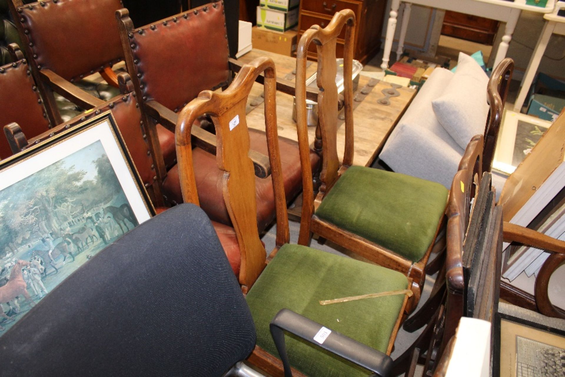 A pair of Queen Anne style dining chairs