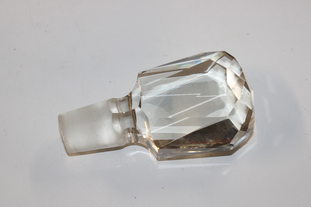 A silver collared decanter and stopper - Image 3 of 5