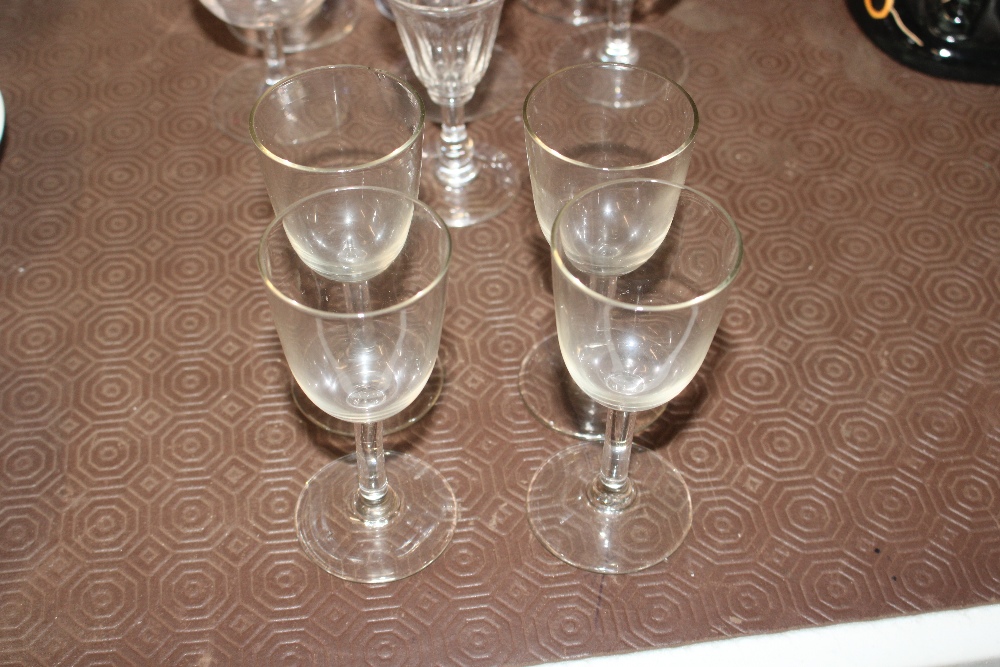 A collection of various table glassware, cranberry - Image 4 of 9