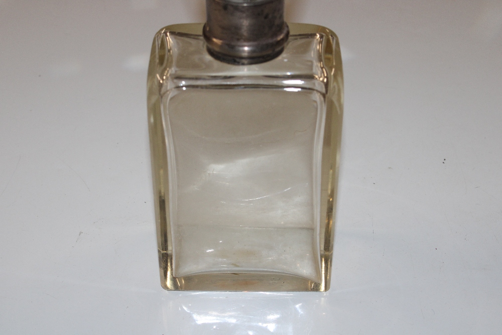 A silver collared decanter and stopper - Image 2 of 5