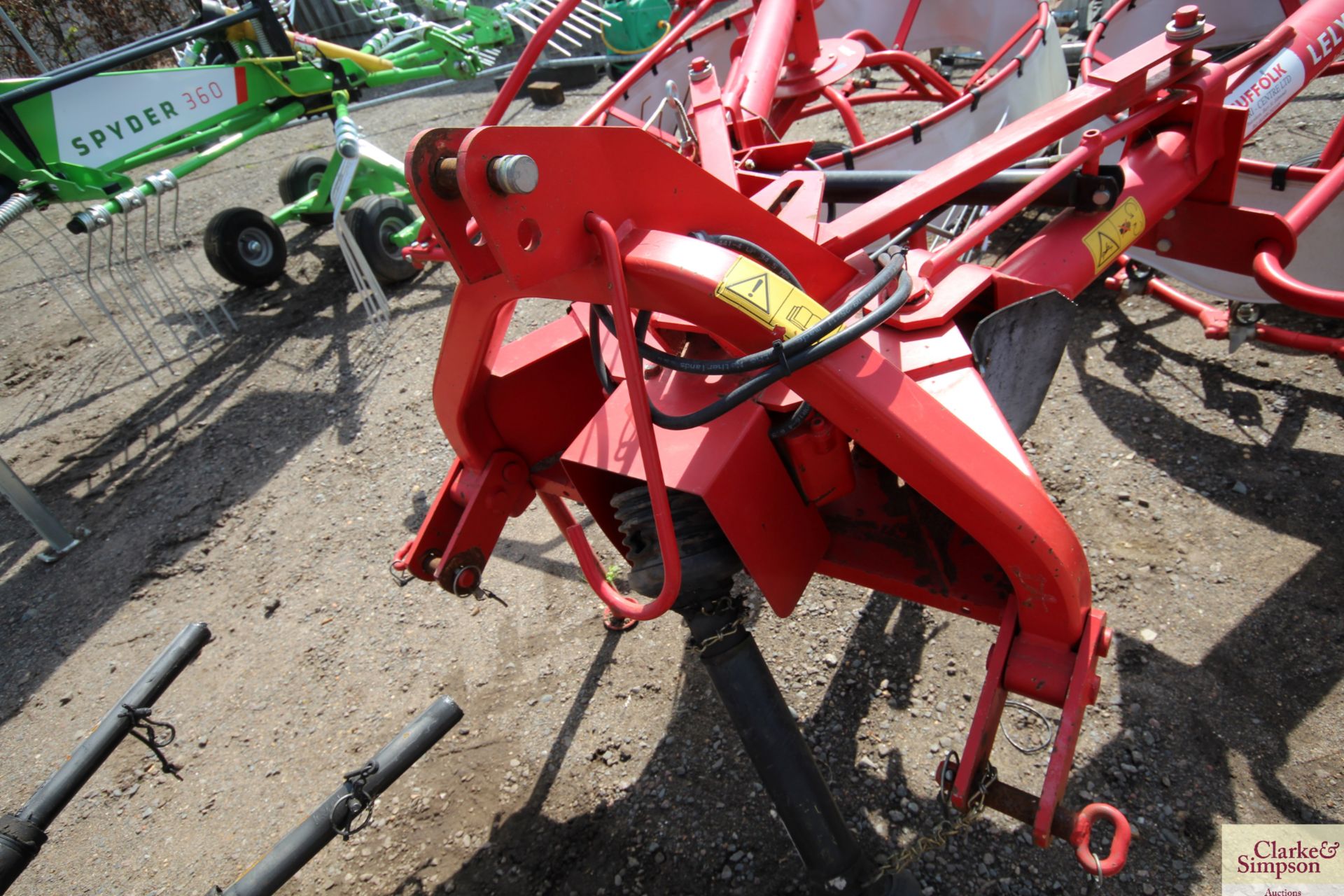 Lely Rotonde 510 CD Expanding Rotary Universal Windrower. 2012. Serial number 0003126808-2011. Owned - Image 5 of 12