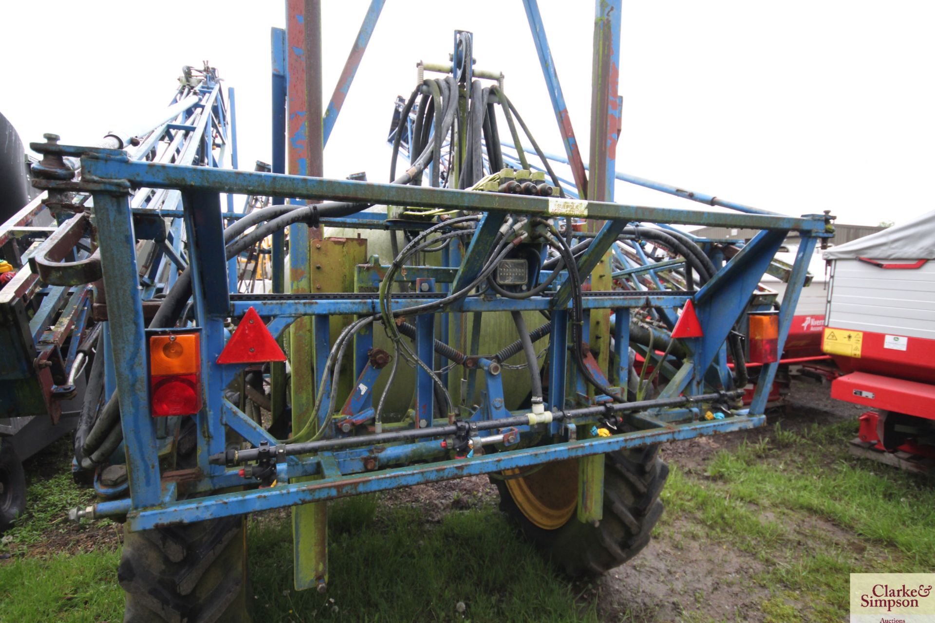 24m 2,000L trailed sprayer. With stainless steel tank and tracking drawbar. - Image 16 of 24