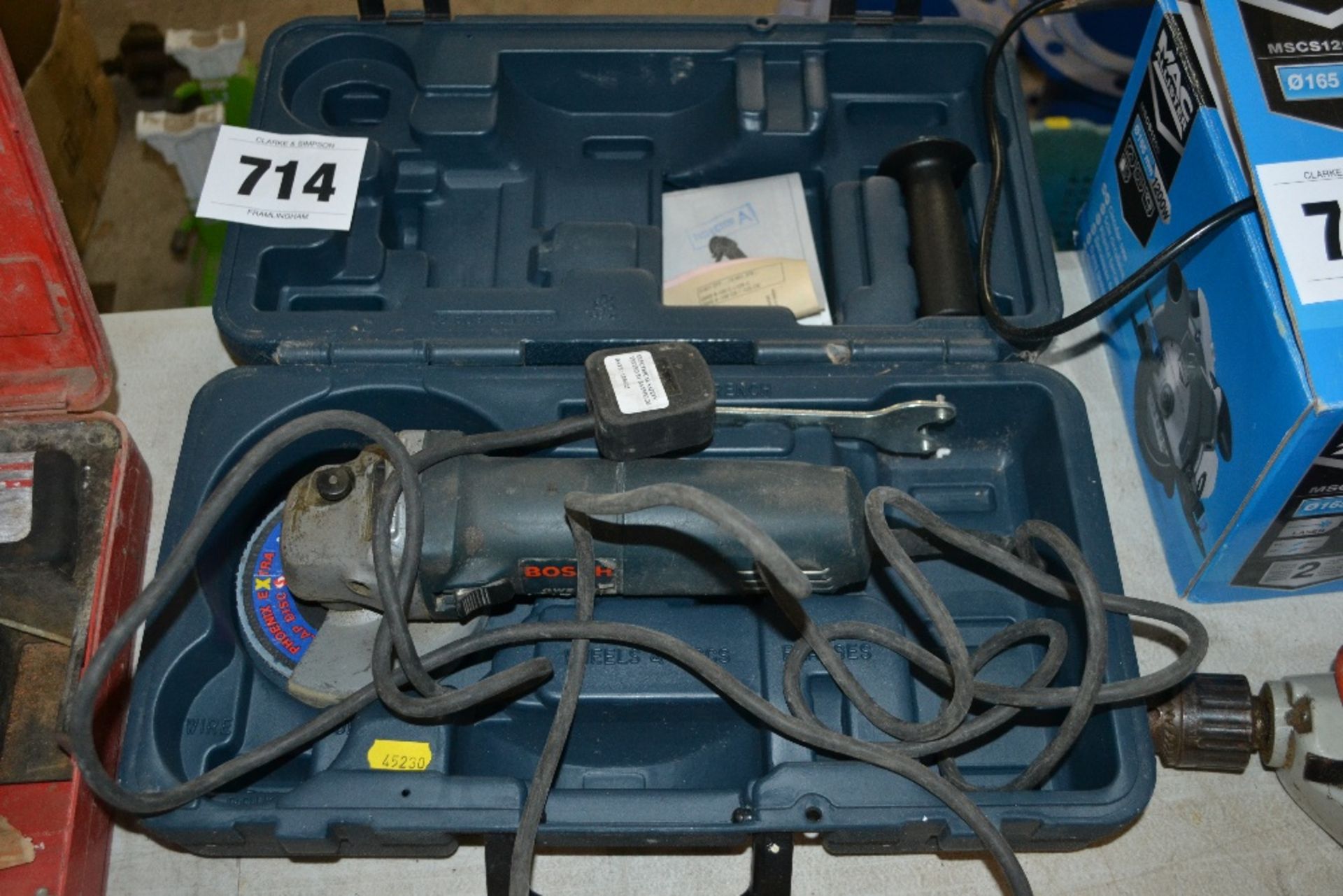 Bosch 4.5in angle grinder in case.