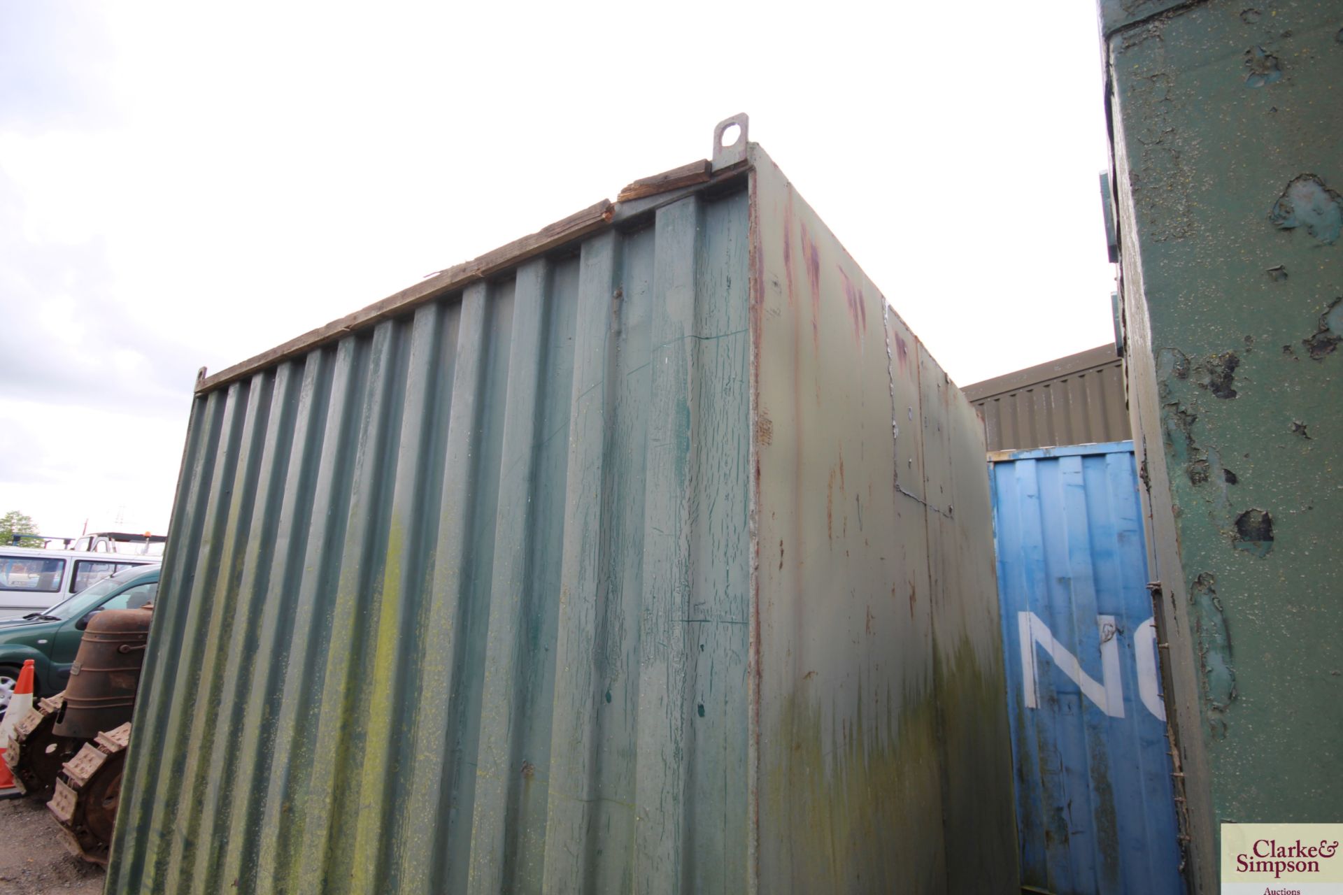 10ft storage container. - Image 6 of 11