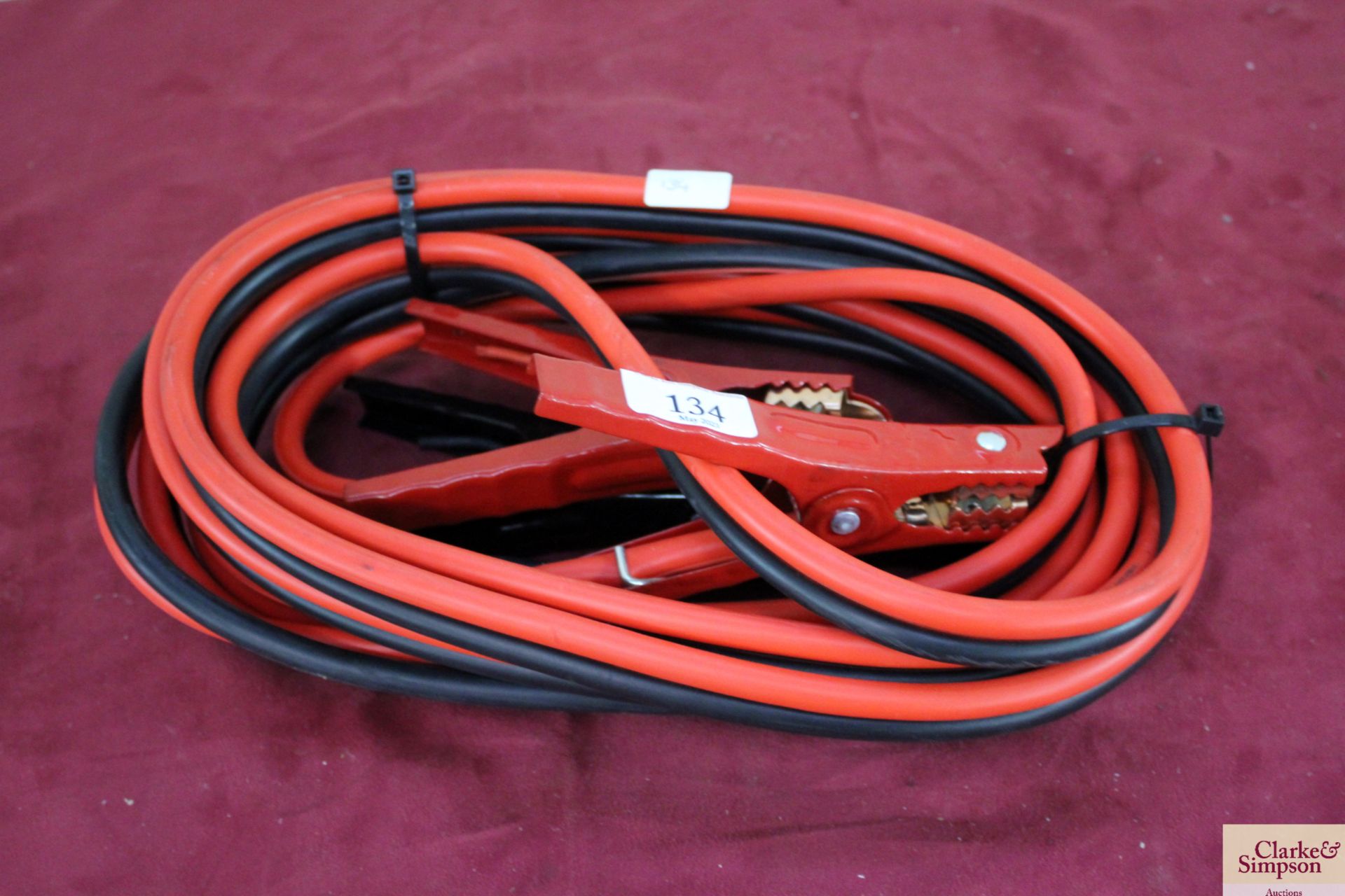 6 meter 800 amp Jump leads. V