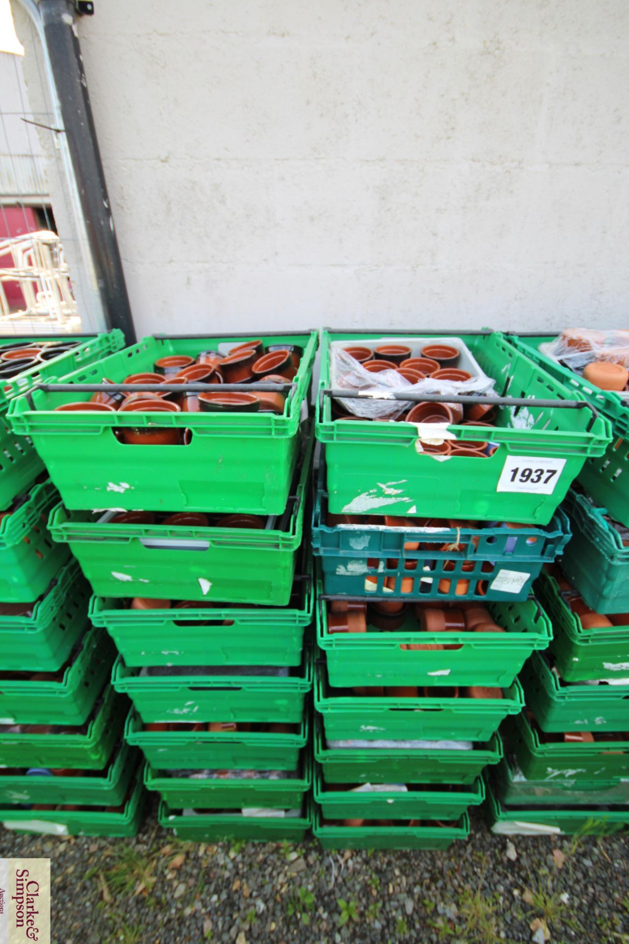 14x stacking vegetable crates. Containing a large