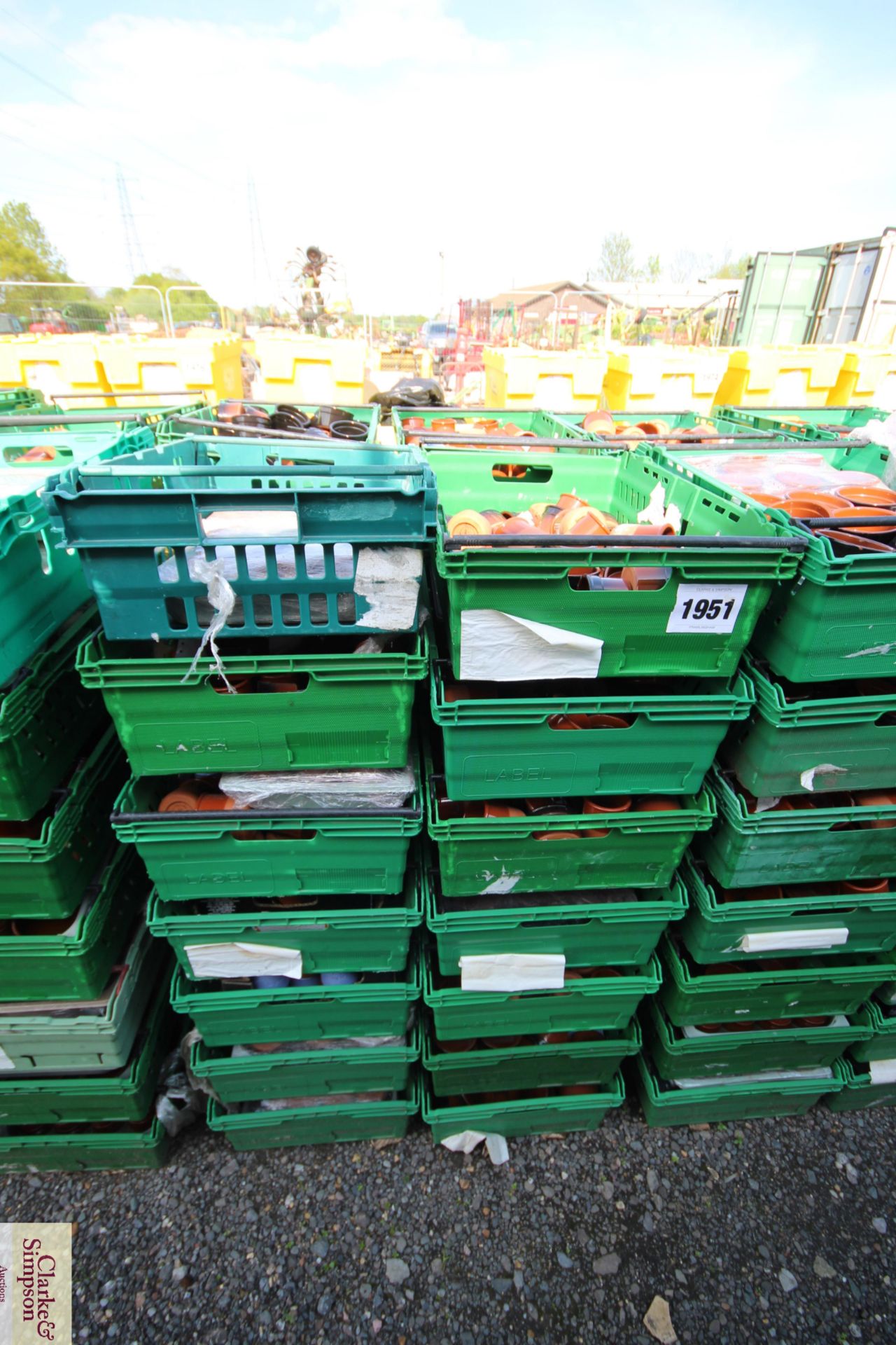 14x stacking vegetable crates. Containing a large