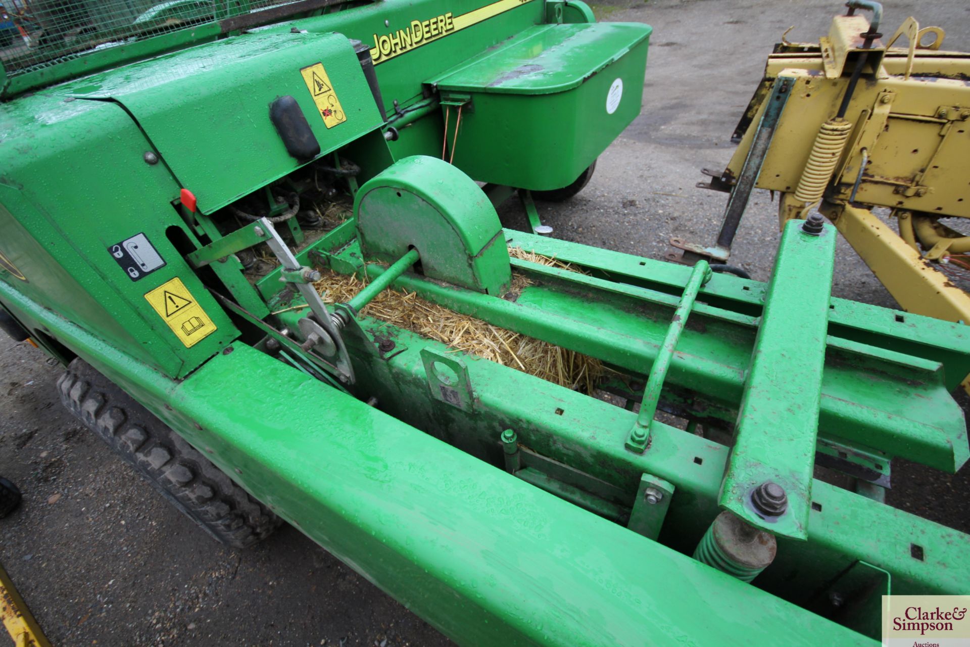 John Deere 459 conventional baler. 2015. V - Image 22 of 26