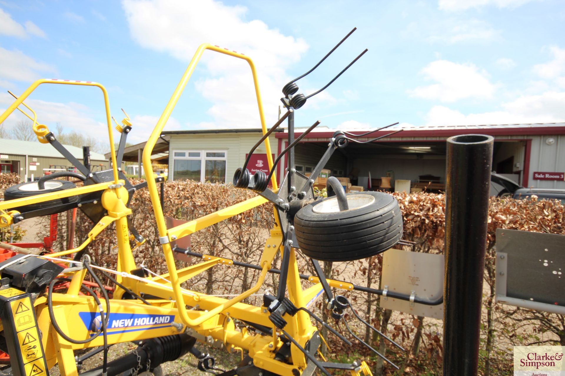 New Holland ProTed 450 4.5m four rotor hydraulic folding tedder. 2021. Owned from new. From a - Image 5 of 10