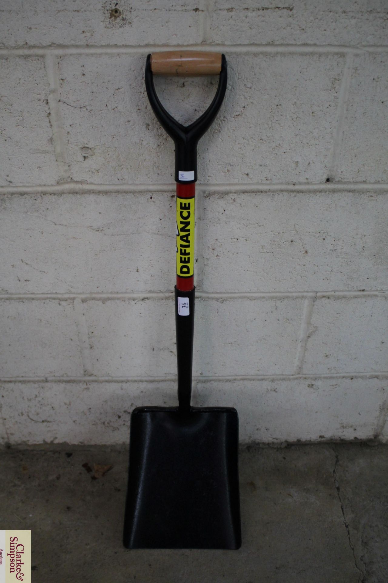 Professional groundwork tool. V