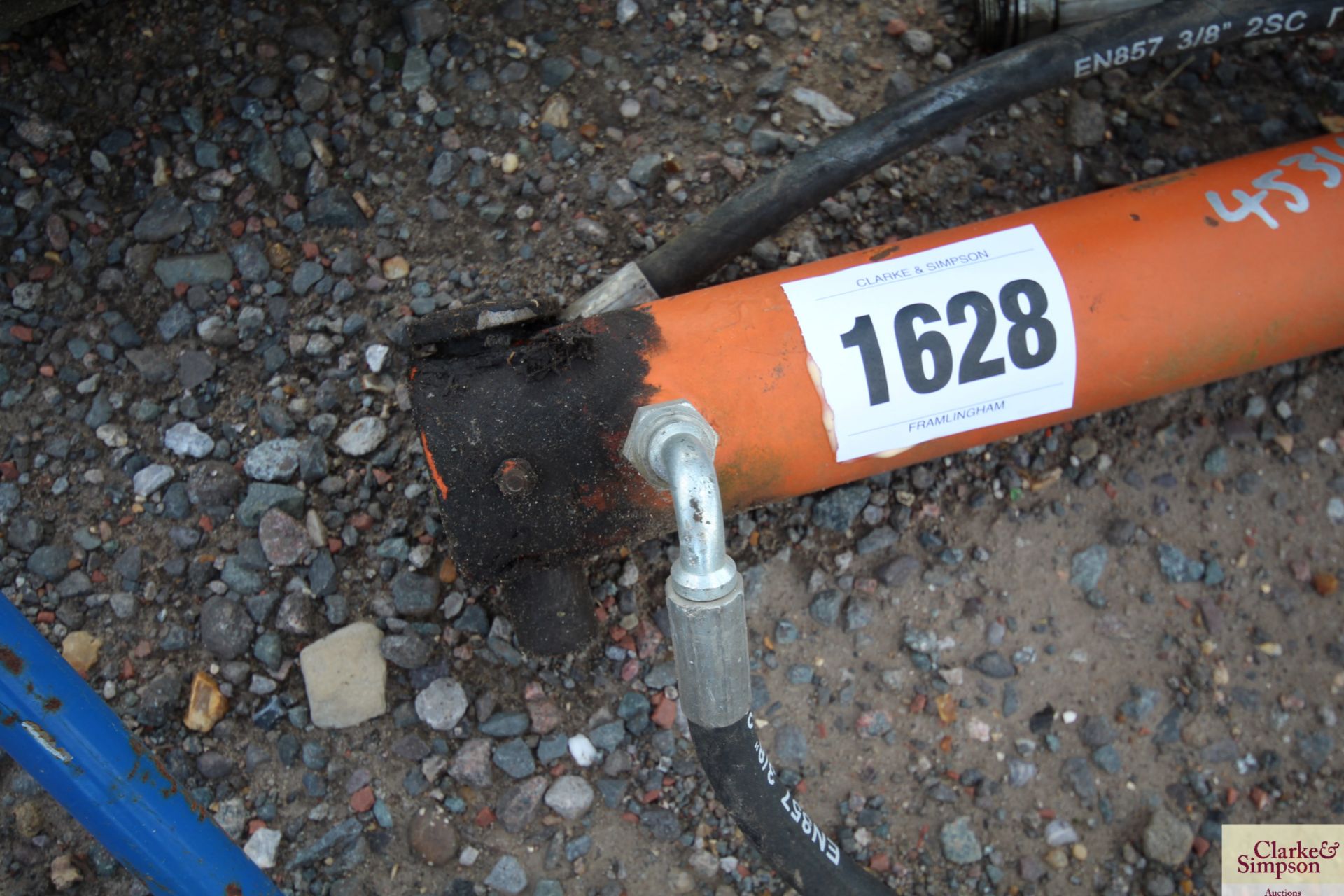 Hydraulic ram. For sale due to sale of farm. V - Bild 2 aus 3