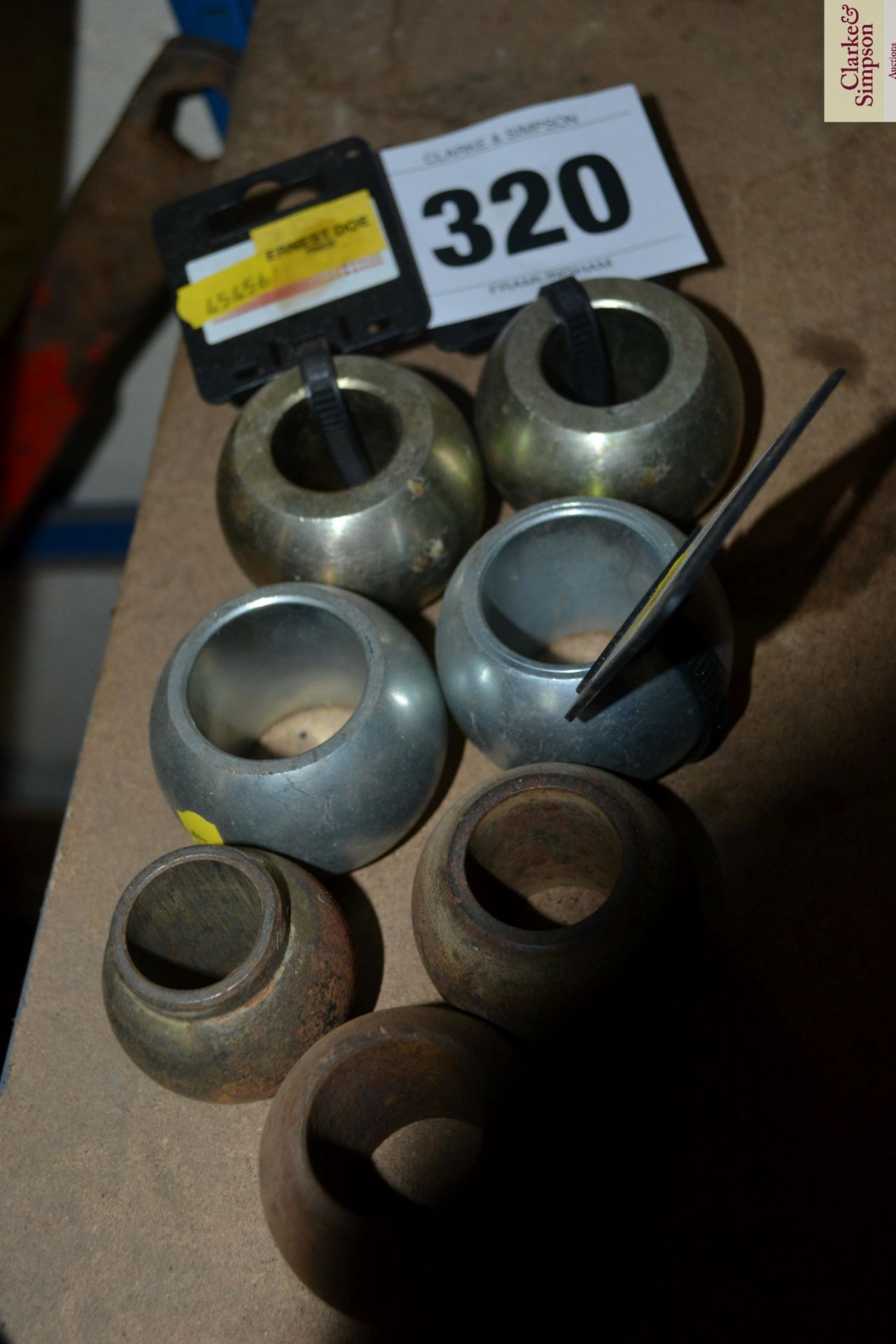 Quantity of linkage balls. For sale due to no long