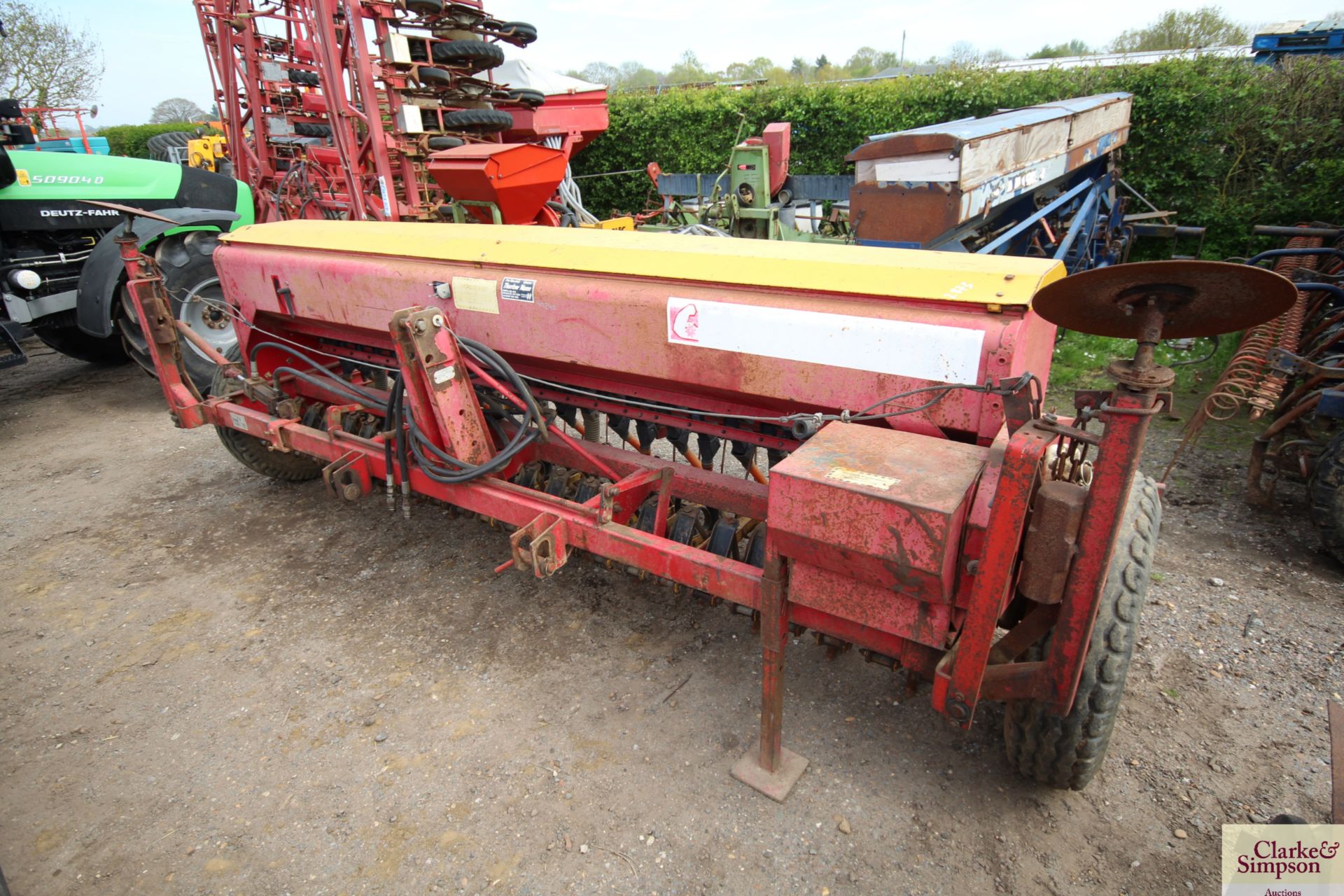 Farmhand 3m mounted Suffolk coulter box drill. V