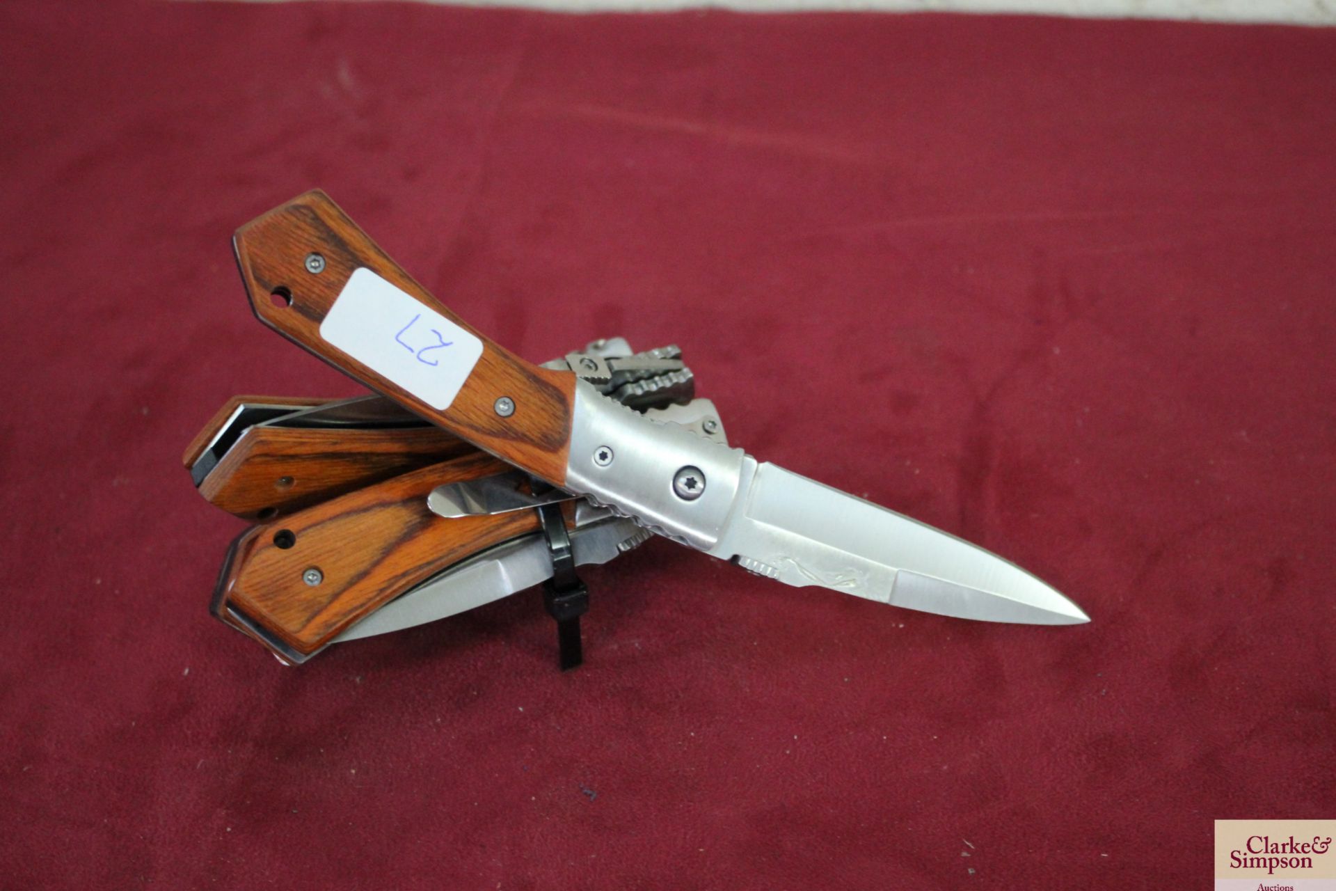 4x British Army folding knife. V - Image 2 of 2