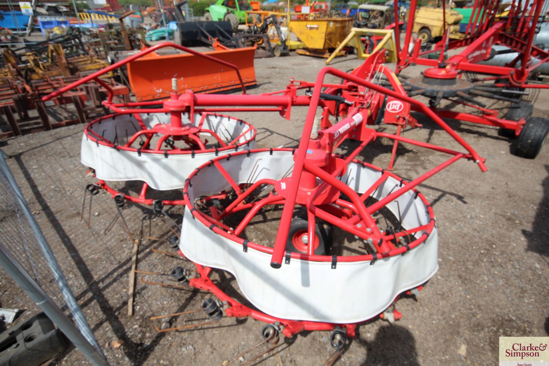 Lely Rotonde 510 CD Expanding Rotary Universal Windrower. 2012. Serial number 0003126808-2011. Owned - Image 2 of 12