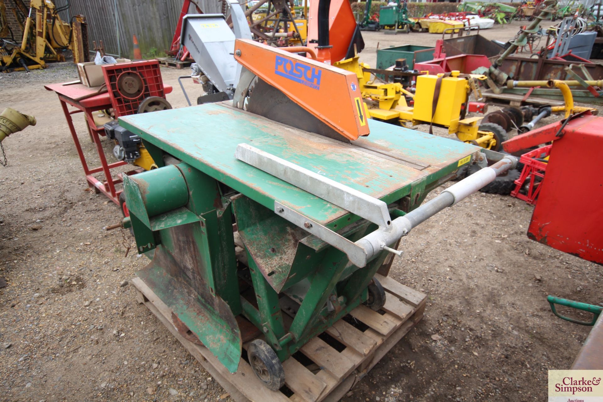 Transaw linkage mounted PTO driven saw bench. V - Image 3 of 12