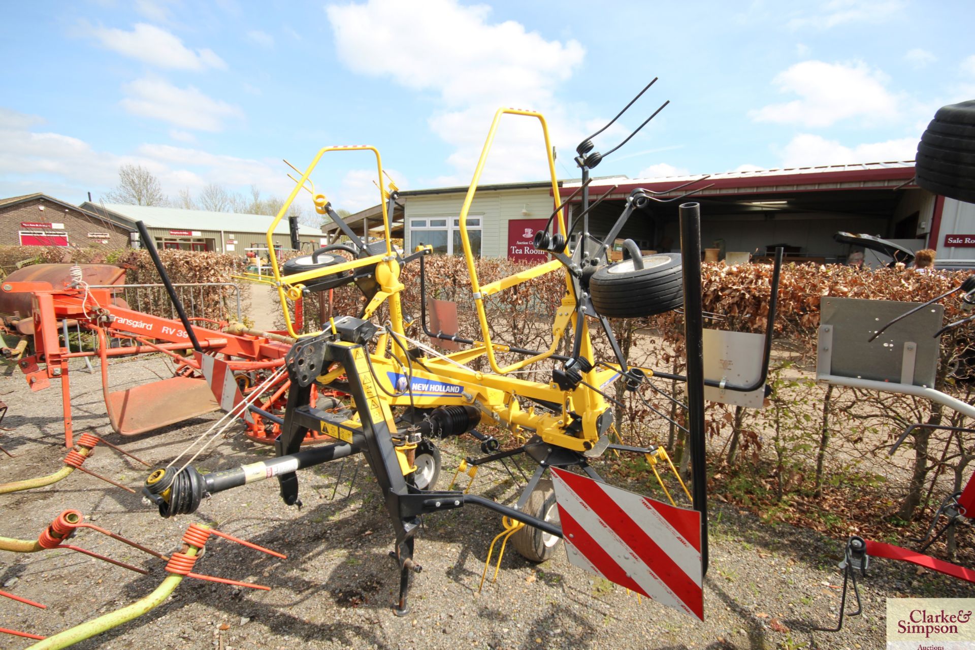 New Holland ProTed 450 4.5m four rotor hydraulic folding tedder. 2021. Owned from new. From a - Image 2 of 10