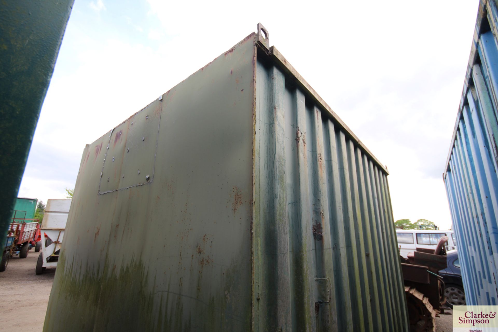 10ft storage container. - Image 4 of 11