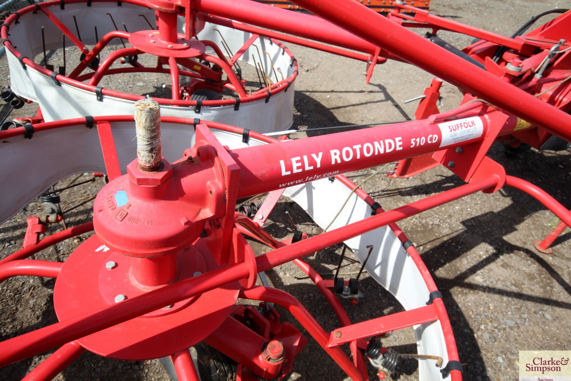 Lely Rotonde 510 CD Expanding Rotary Universal Windrower. 2012. Serial number 0003126808-2011. Owned - Image 11 of 12