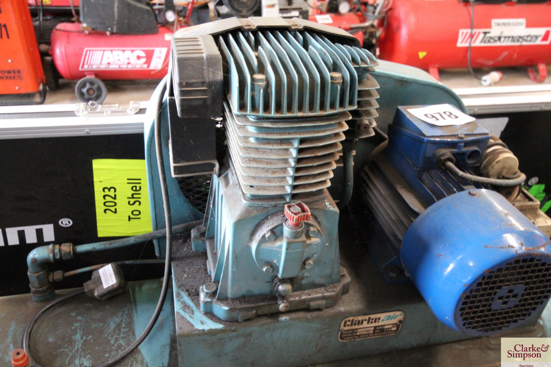 240V workshop compressor. - Image 3 of 5