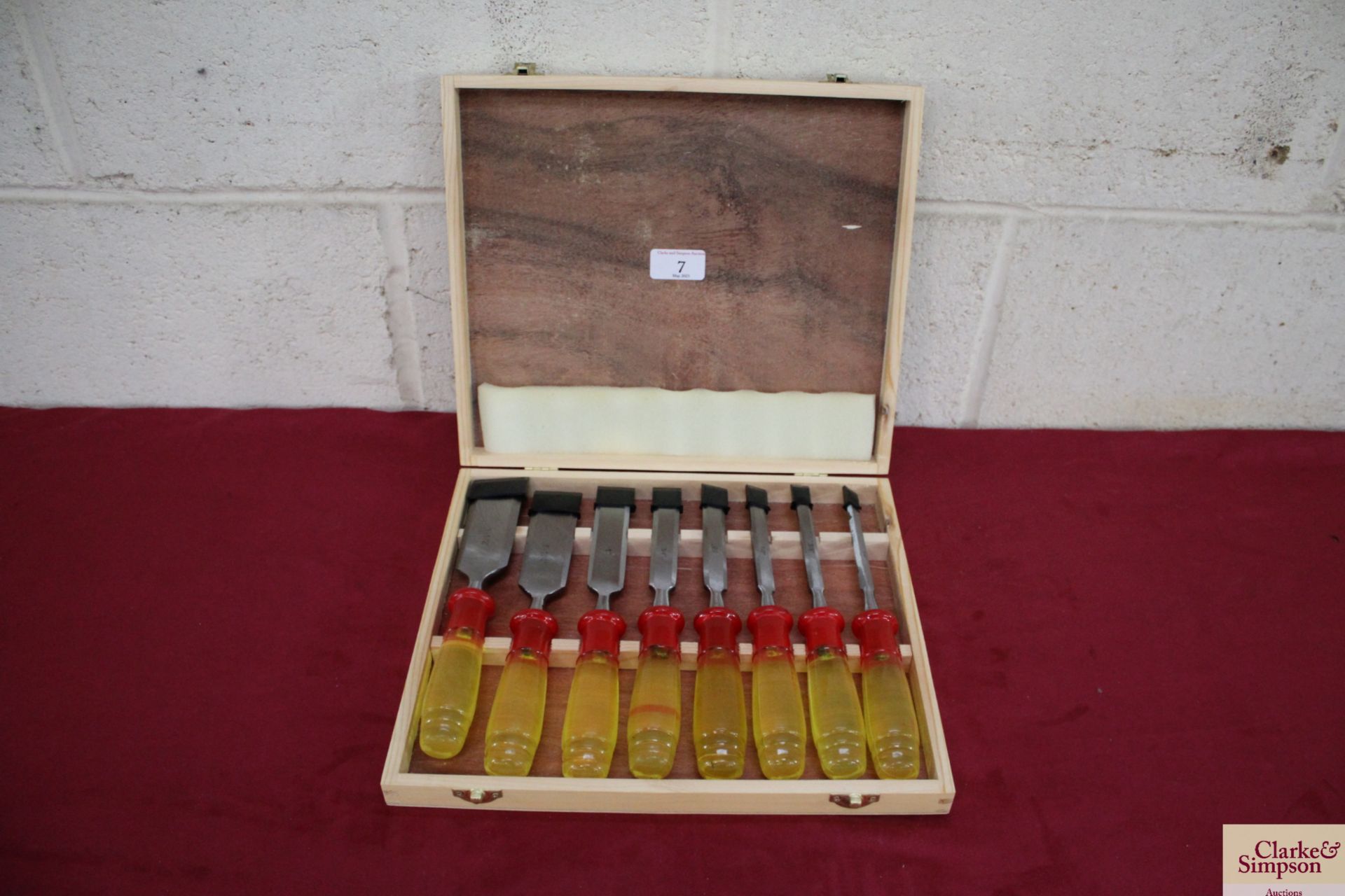 Professional chisel set. V