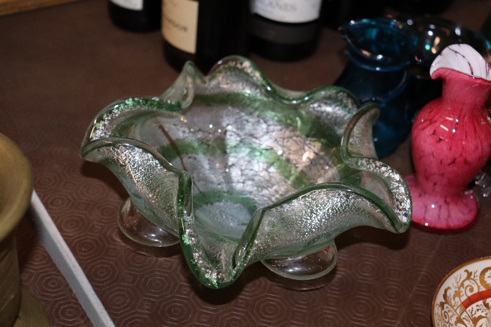 A cranberry glass baluster water jug; a Vasart type amber and mottled glass bowl with ribbed - Image 2 of 18