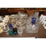 A quantity of various decorative glassware to incl
