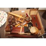 A box of treen items, including trinket box, bridg