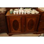 An Edwardian mahogany and cross banded side cabine