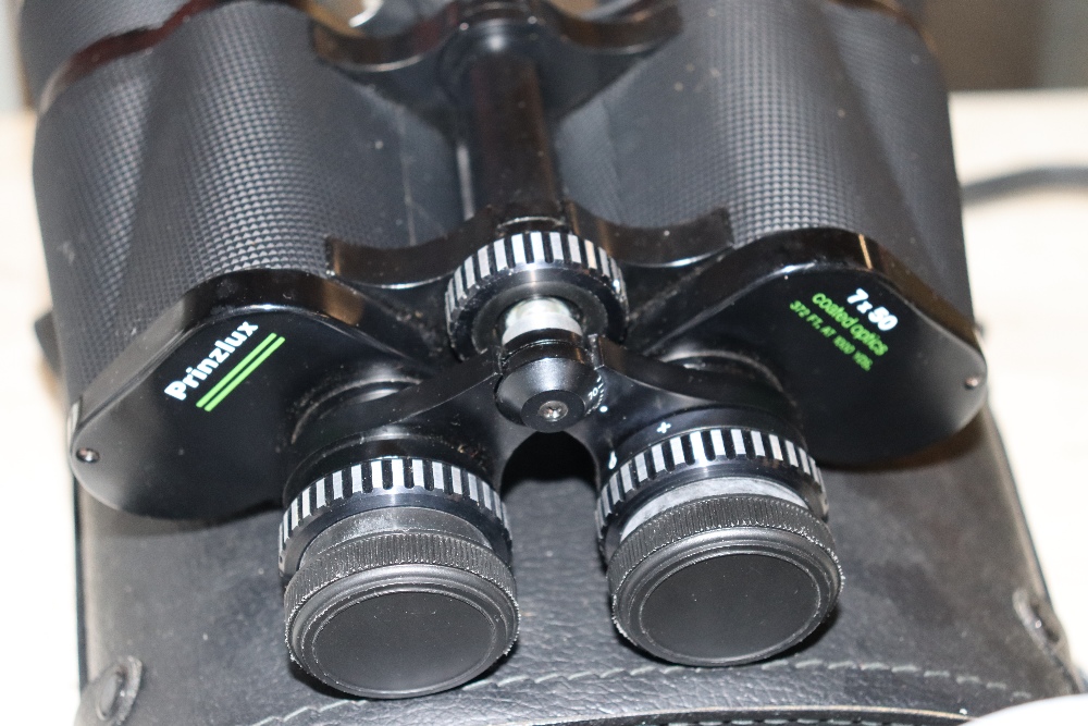Two pairs of cased binoculars - Image 3 of 3