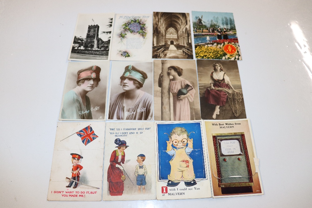 A tin of various postcards - Image 3 of 4