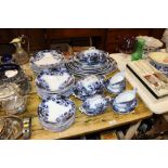 A quantity of "Venice" patterned dinnerware