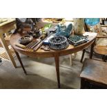 A Victorian mahogany D end table