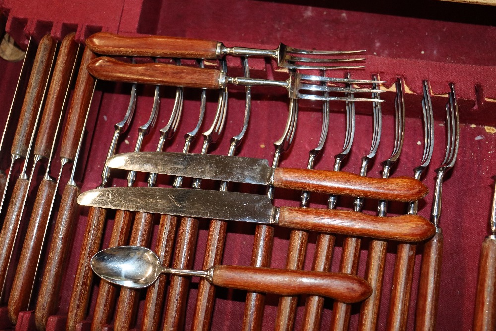 A Geo. Wostenholm & Son cutlery suite (some missi - Image 4 of 6