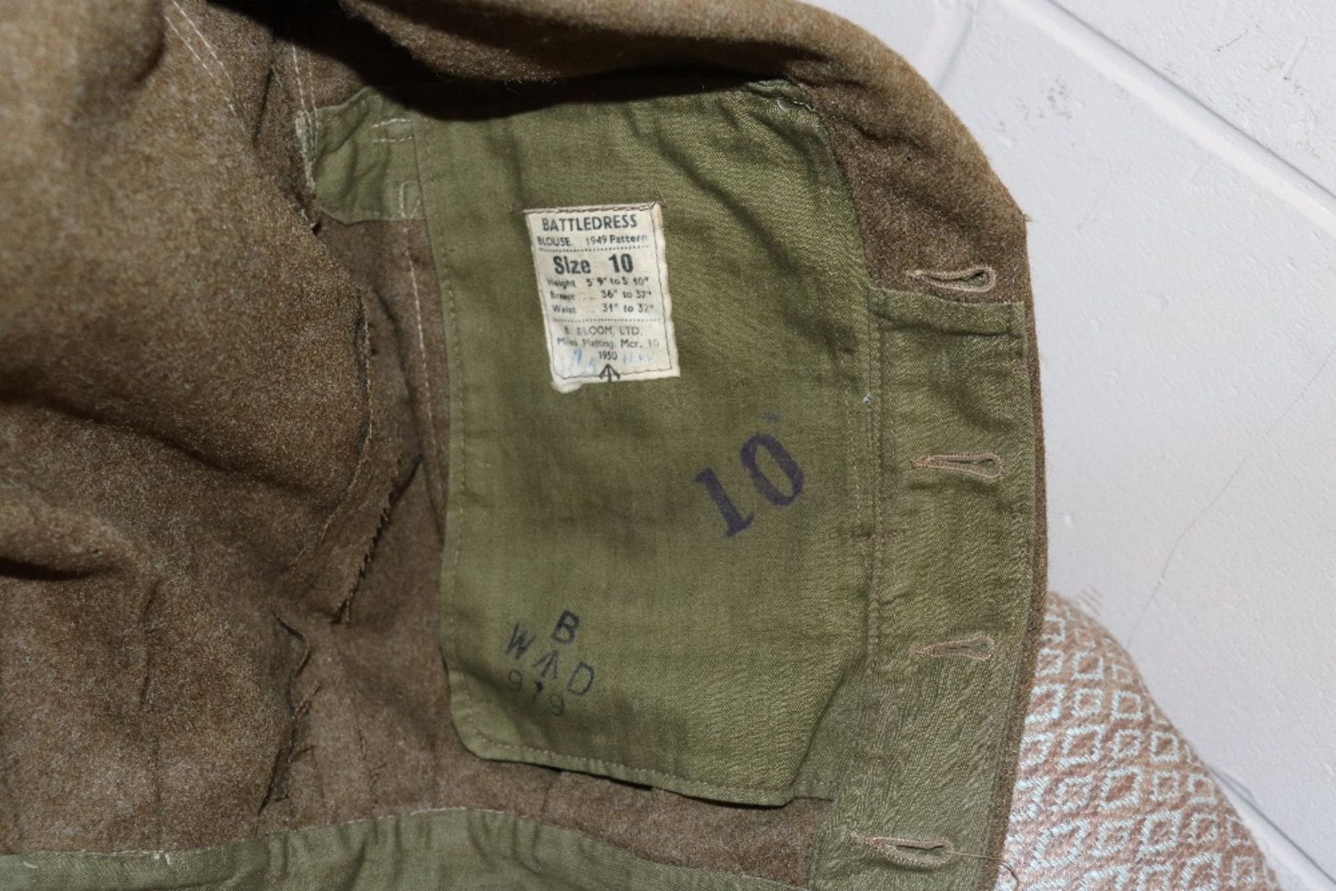 A Royal Artillery battle dress blouse, and other a - Image 3 of 6
