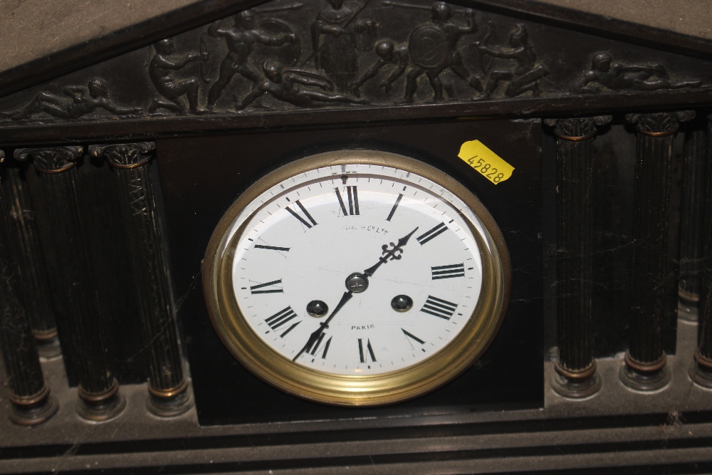 A Victorian mantel clock - Image 2 of 2