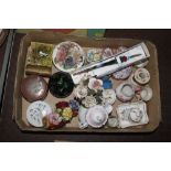 A tray box and contents of various porcelain orname