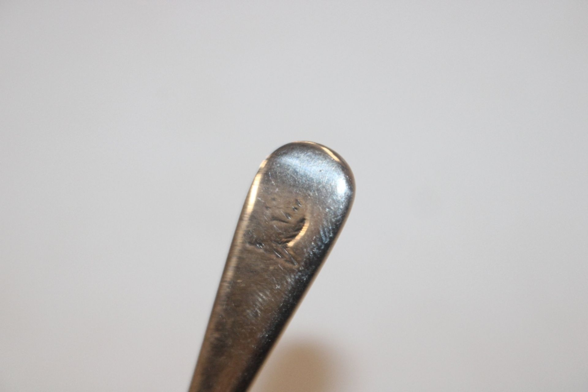 Four silver spoons, approx. weight 35gms; and a si - Image 6 of 12