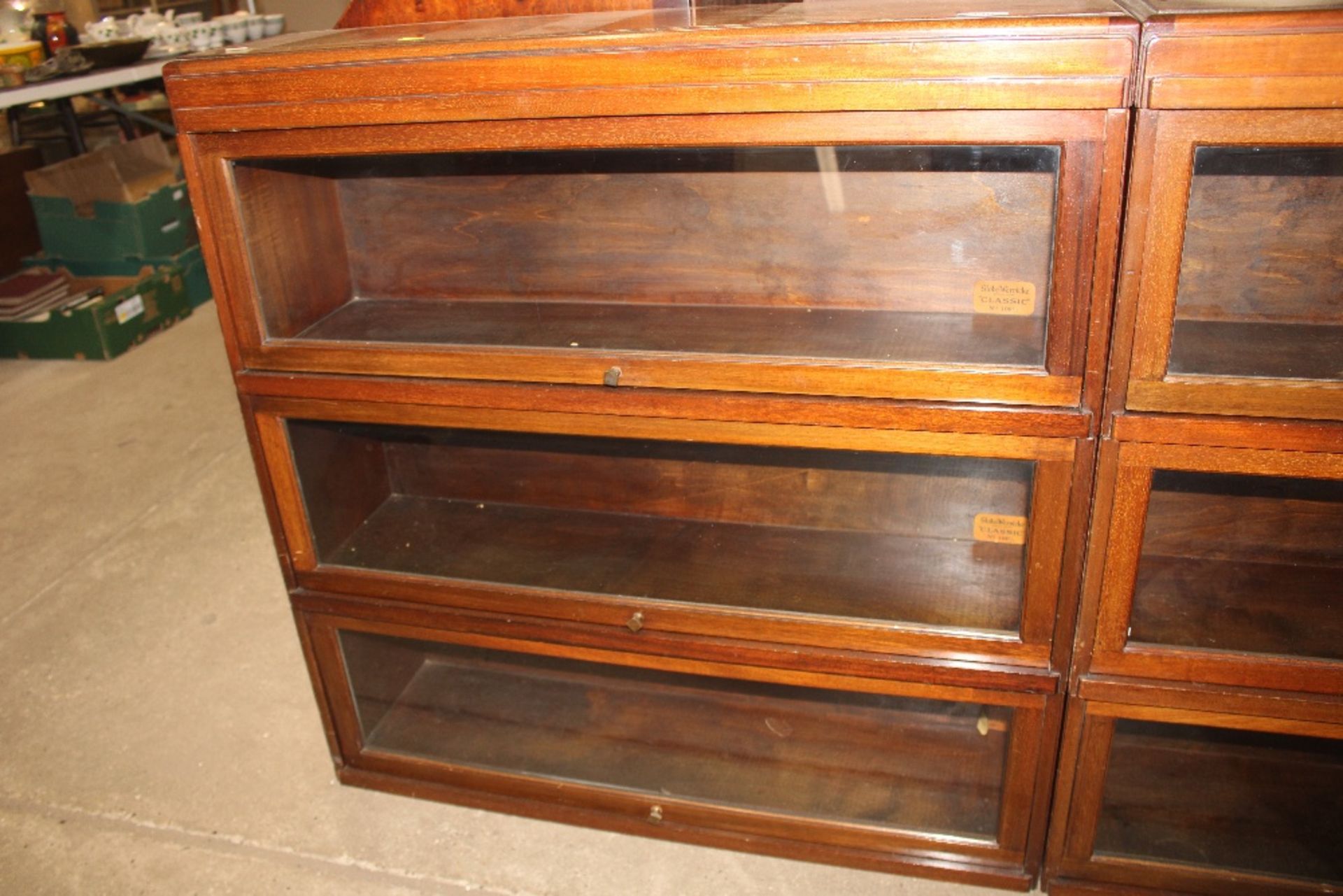 A three section Globe Wernicke bookcase - Image 4 of 5