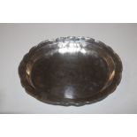 A South American white metal dish, approx. 447gms
