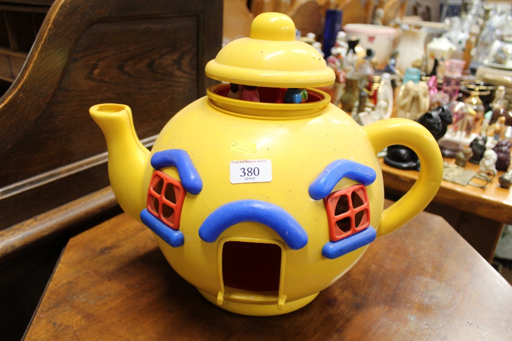 A Bluebird Big Yellow teapot