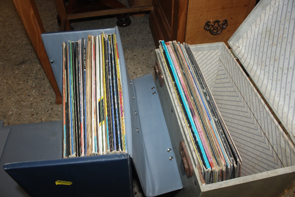 Two cased boxes of records - Bild 2 aus 11