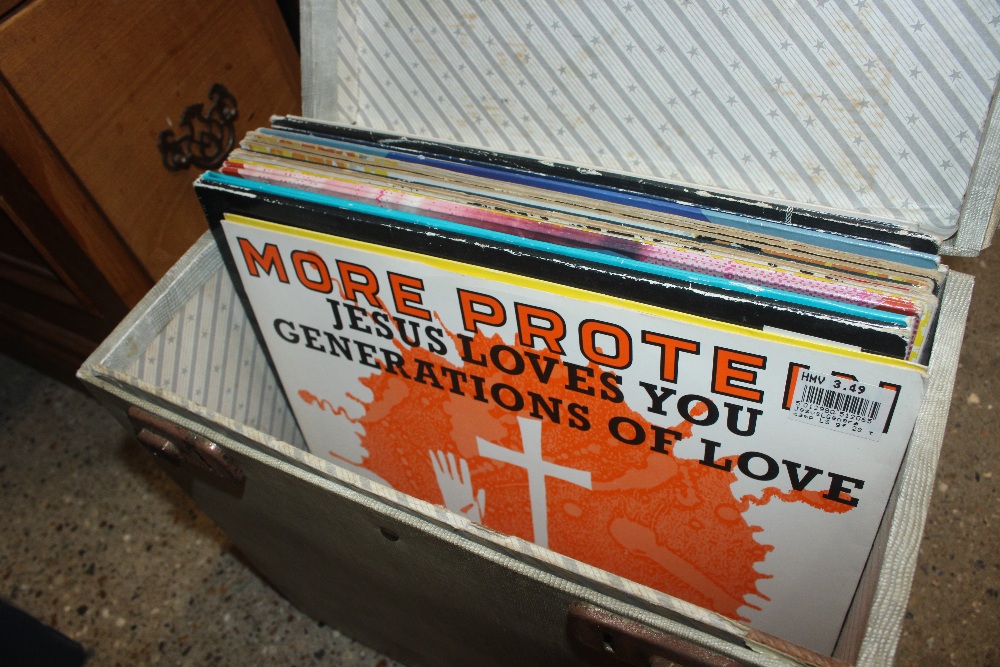 Two cased boxes of records - Bild 10 aus 11
