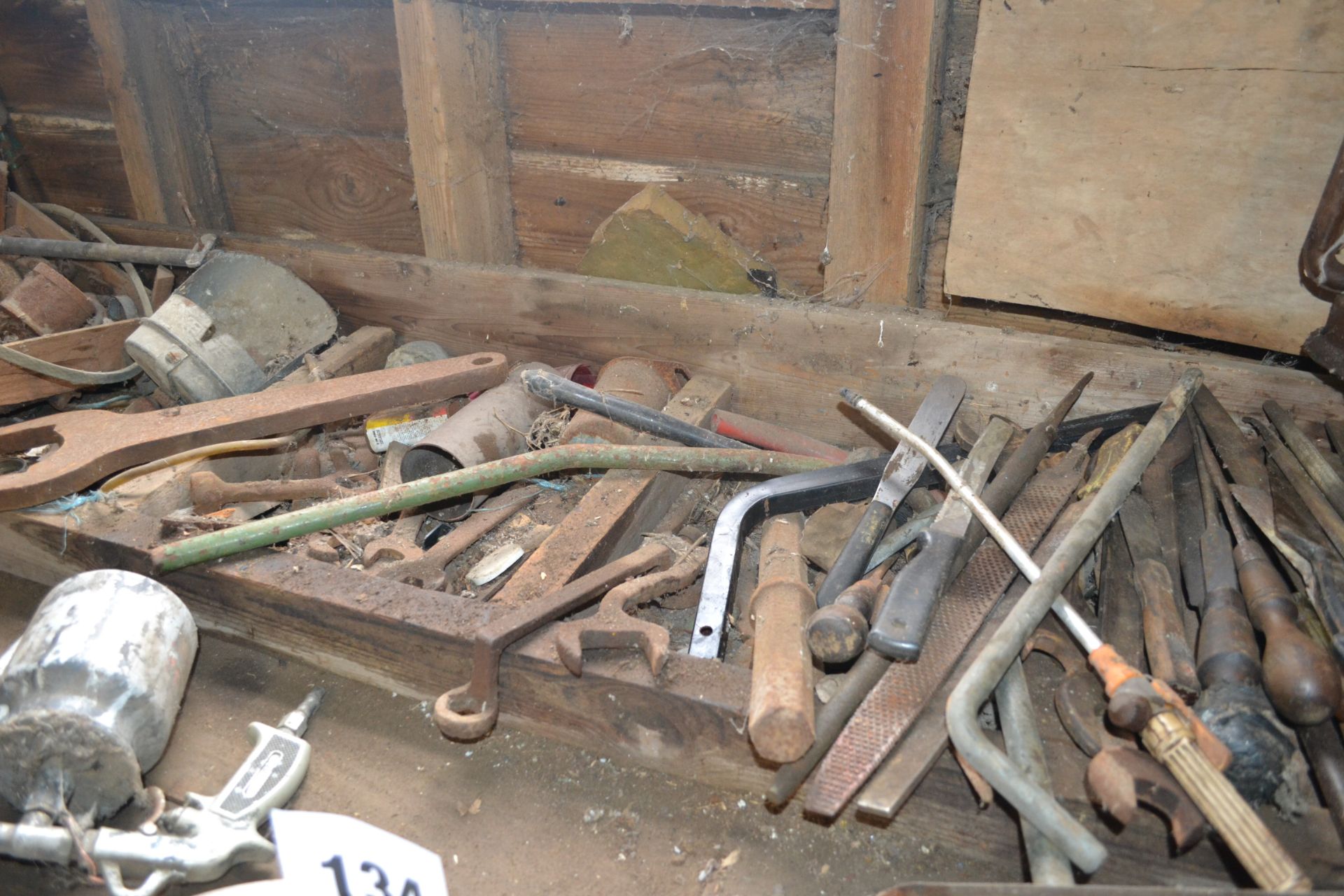 Various hand tools, braces, Tilley lamps etc. V - Image 4 of 4