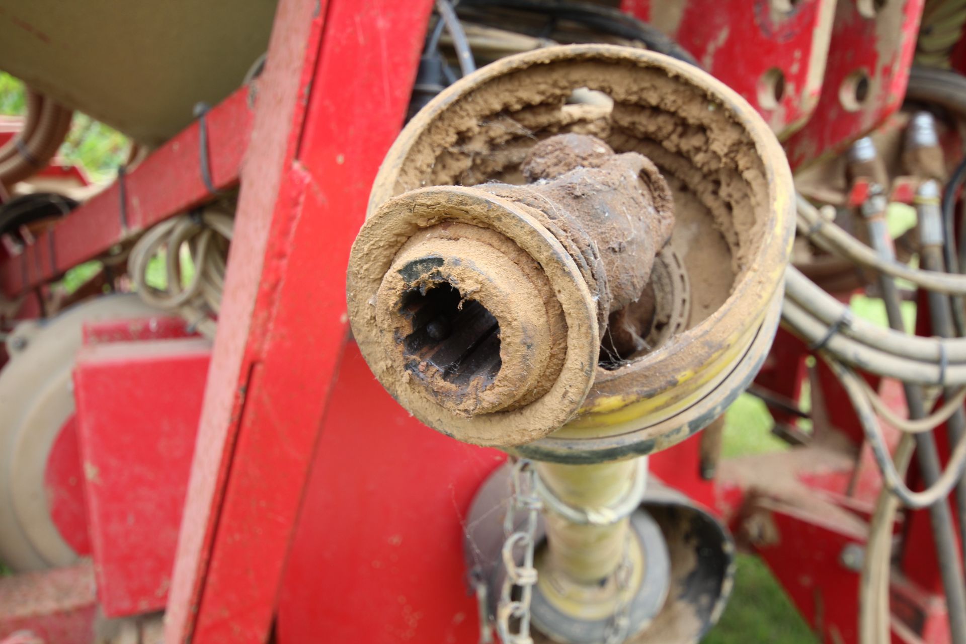 Weaving 6m hydraulic folding tine drill. With wheel track eradicator, covering harrow tramline and - Image 6 of 31