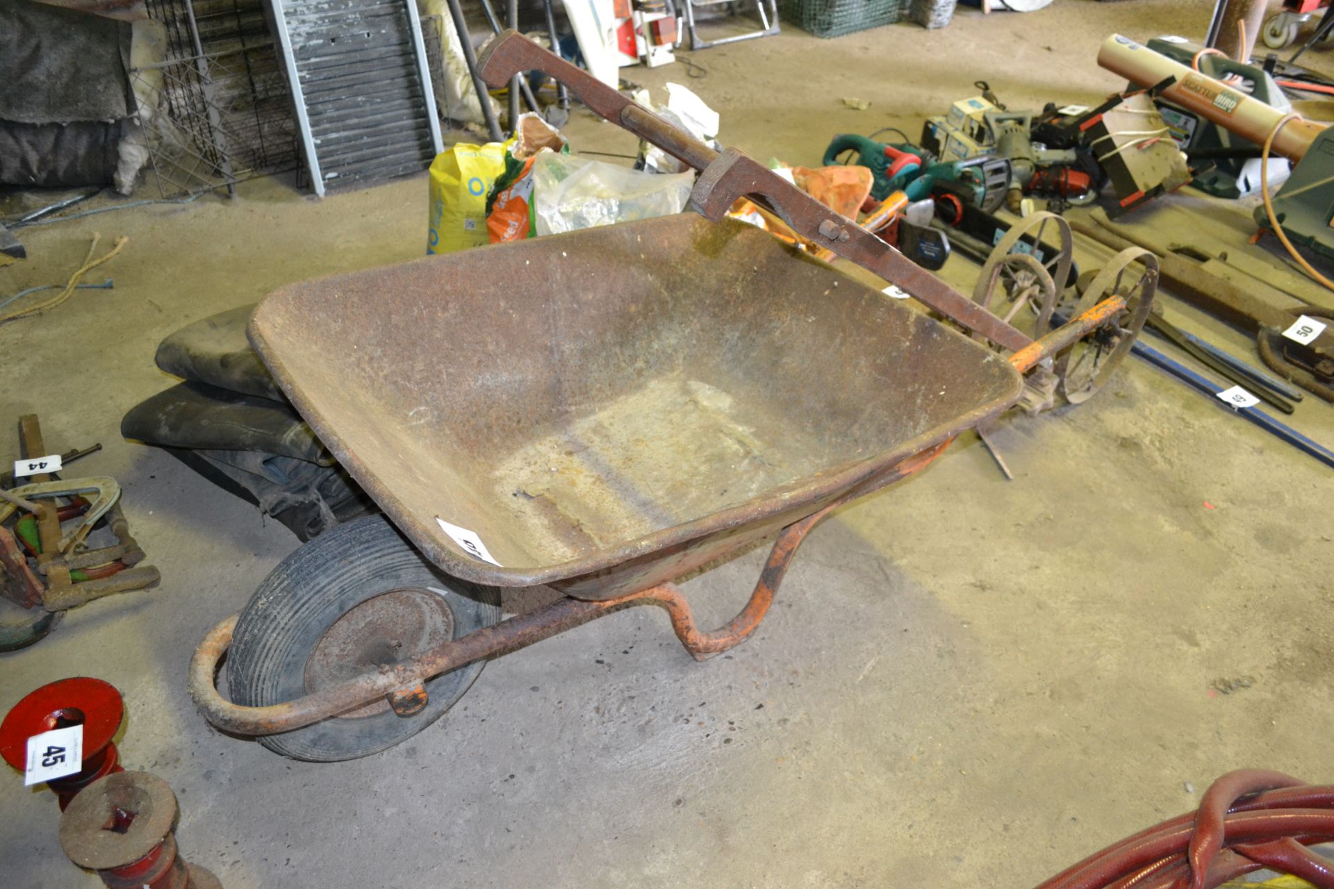 Wheel barrow. V